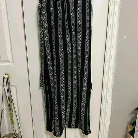 Navy Blue Romper with Covering - Picture 5 of 6